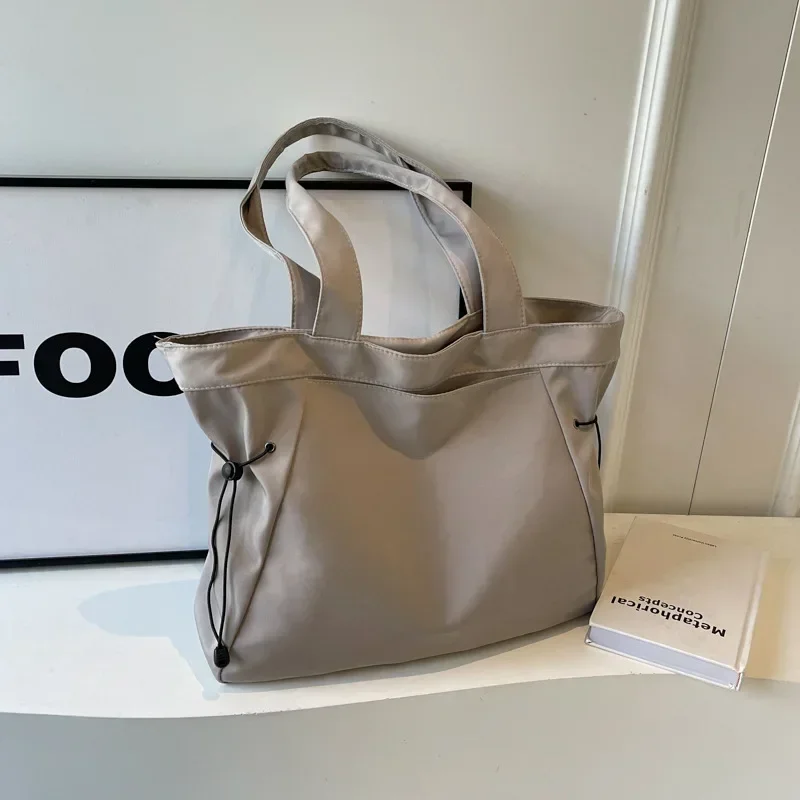 Women's Drawstring Travel Bag - Image 9